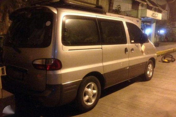 Local 2002 Hyundai Starex manual for sale