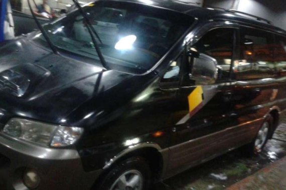 For sale like new Black Hyundai Starex