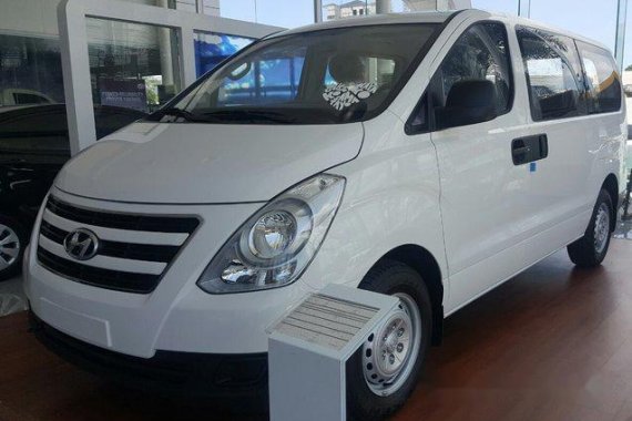 Hyundai Grand Starex 2017 for sale 