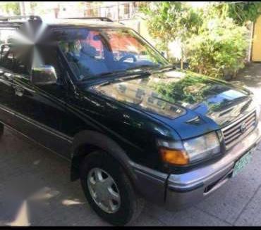 Toyota Revo model 2000 super sariwa for sale