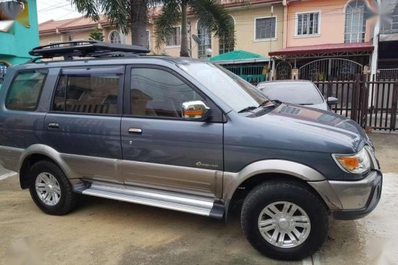 Isuzu Crosswind 2010 MT Blue For Sale 