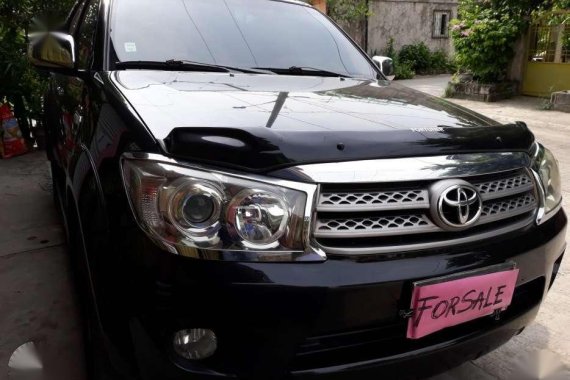 2010 Toyota Fortuner G black for sale