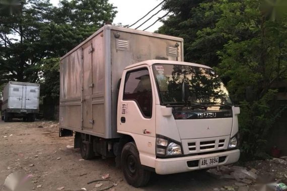 2015 Isuzu Nhr for sale