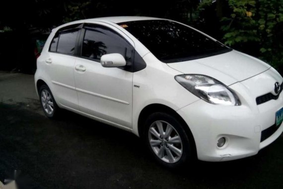 Toyota Yaris 2013 model matic for sale