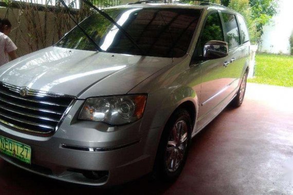 2009 Chrysler Town and Country Lmtd For Sale 