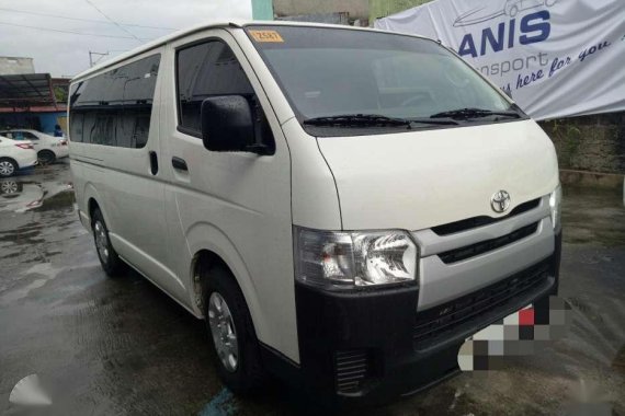Toyota HiAce Commuter 2015 for sale 