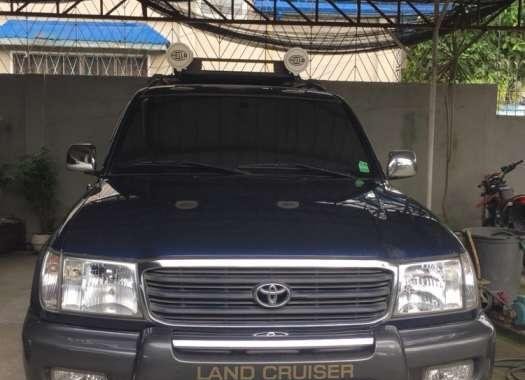 Toyota Land Cruiser LC100 diesel manual 4x4 for sale
