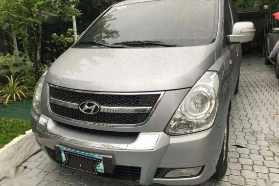 Hyundai Grand Starex 2013 cvx gold for sale