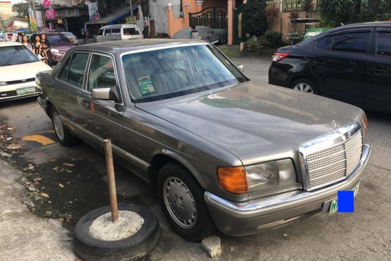 Mercedes-Benz 260 1985 for sale 