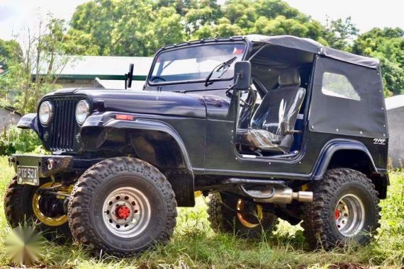 CJ7 JEEP 4x4 for sale 