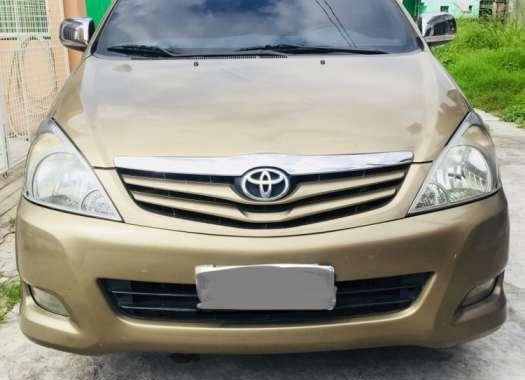For sale Toyota Innova g 2011