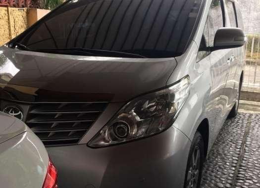 Fresh Toyota Alphard AT Silver Van For Sale 
