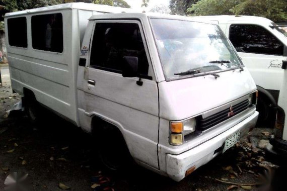 1995 Mitsubishi L300 FB Almazora White For Sale 