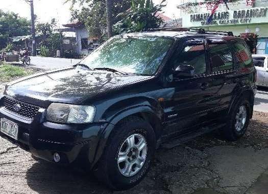 Ford Escape xls 2004 AT 188k rush sale