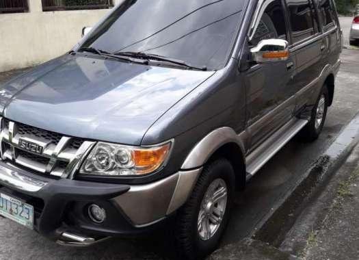 Isuzu Crosswind xuv Limited 2010 for sale