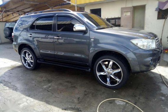 2009 Toyota Fortuner-G Matic 4X2 2.5diesel for sale