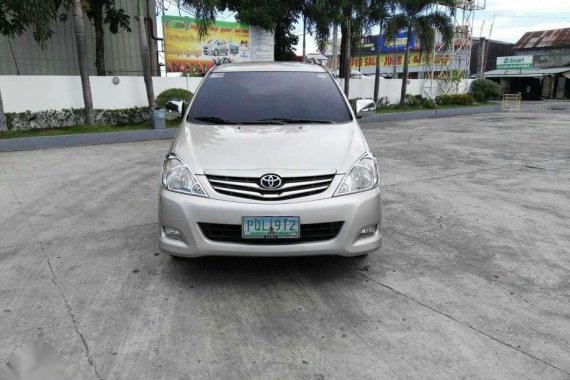 Toyota innova E m2011 diesel for sale 