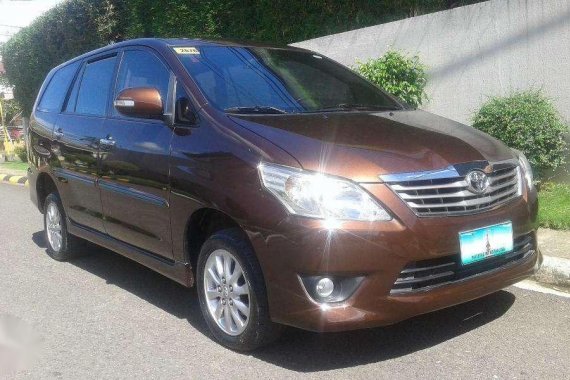 Toyota Innova G AT 2014 for sale 