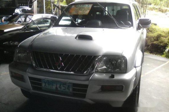 Mitsubishi Strada 2004 for sale