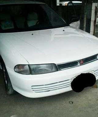 1996 Mitsubishi Lancer white for sale