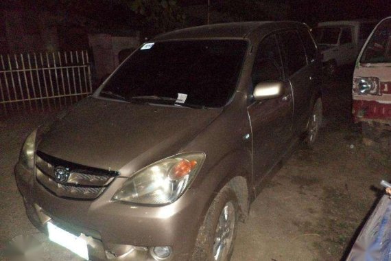 2010 TOYOTA AVANZA 1.5 G  ​top of the line a/t for sale