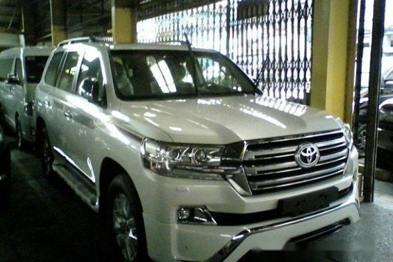 Good as new Toyota Land Cruiser 2018 for sale