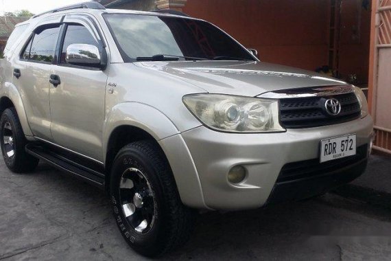 Well-maintained Toyota Fortuner 2006 for sale