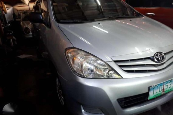 Toyota Innova 2012 2.0 E for sale