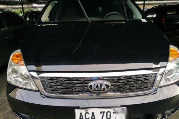 Well-maintained Kia Carnival 2014 for sale