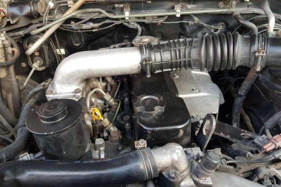 Nissan Frontier 2004 model 4x2 manual for sale