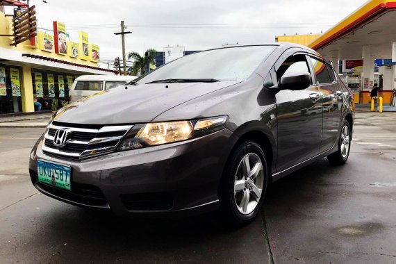 Honda City i-Vtec Manual 2013 Brown Sedan For Sale 