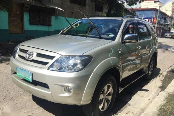 2005 Toyota FORTUNER Gasoline Automatic for sale