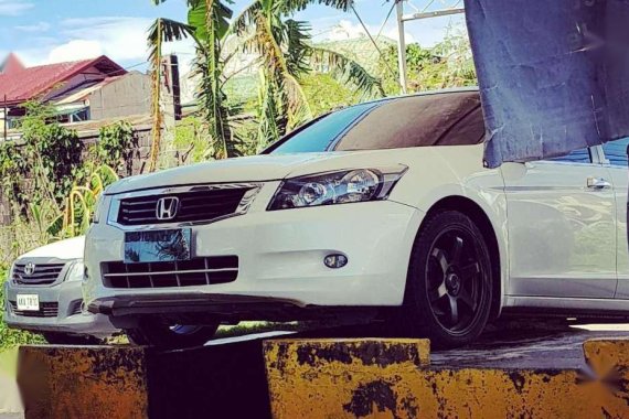 FOR SALE: Top of the Line 2008 Honda Accord