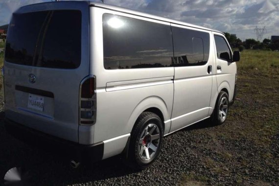 Hiace commuter 2016 model for sale 