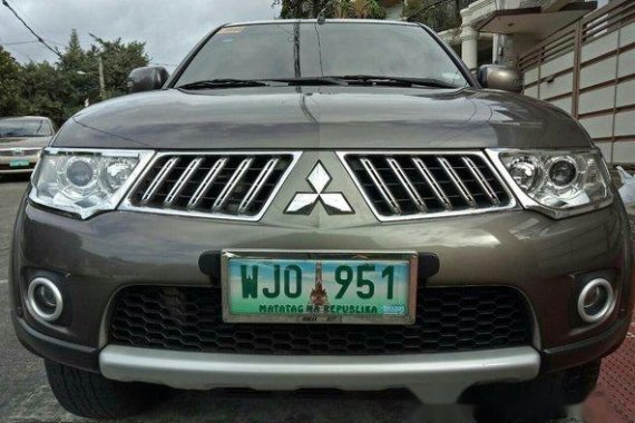 Well-maintained Mitsubishi Montero Sport 2013 for sale