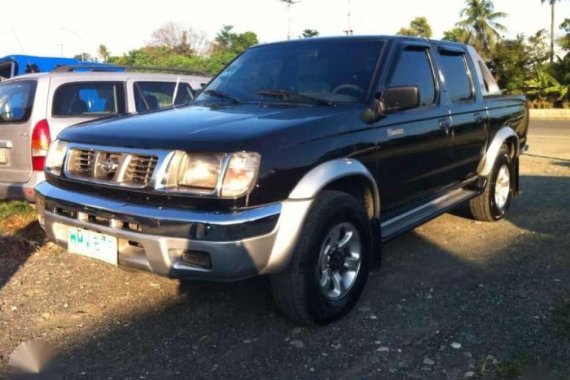 RUSH sale Nissan Frontier 4x4 2000