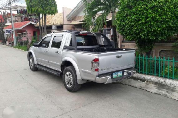 Isuzu D-Max 2005 LS 4x2 MT Silver Pickup For Sale 