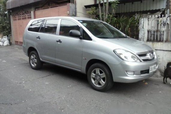 Well-maintained Toyota Innova 2007 for sale