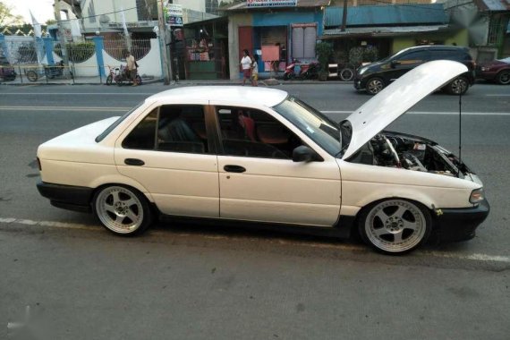 Nissan Sentra 1995 Manual White Sedan For Sale 