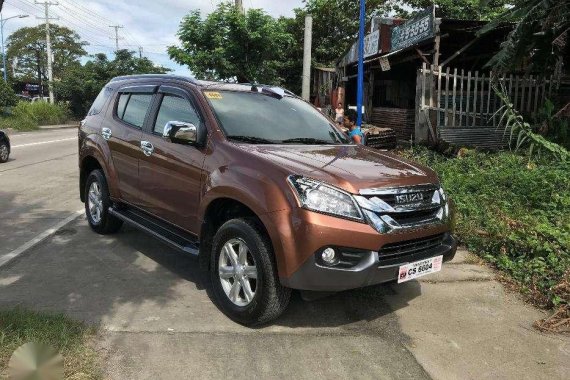 2017 Isuzu Mux LS-A 4x2 MT with only 345km