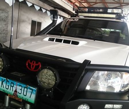 2013 Toyota Hilux Automatic White For Sale 