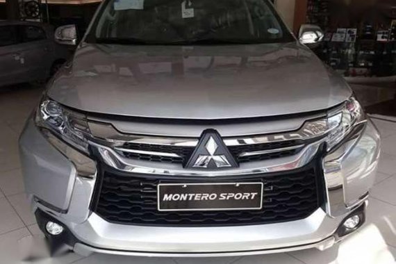 2017 Mitsubishi Montero glx manual 135k all in only