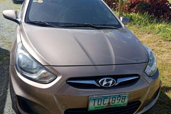 2012 Hyundai Accent 14 GL Automatic for sale 