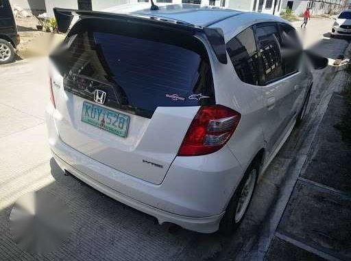 HONDA JAZZ 1.3 i-VTEC 2008 MT White For Sale 
