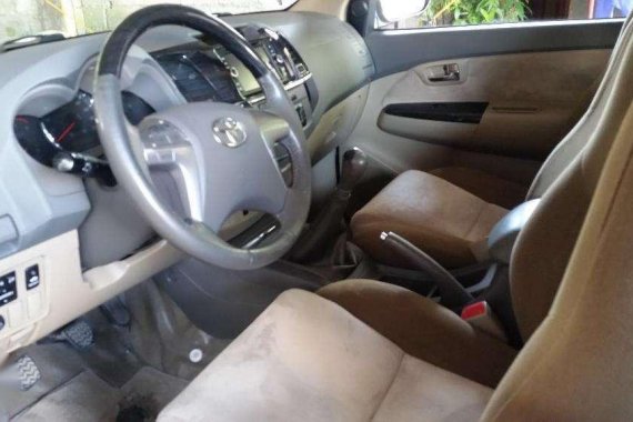 Toyota Fortuner G 4x2 2013 MT Beige For Sale 