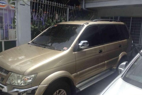 Isuzu Sportivo 2008 2.5 Diesel Golden For Sale 