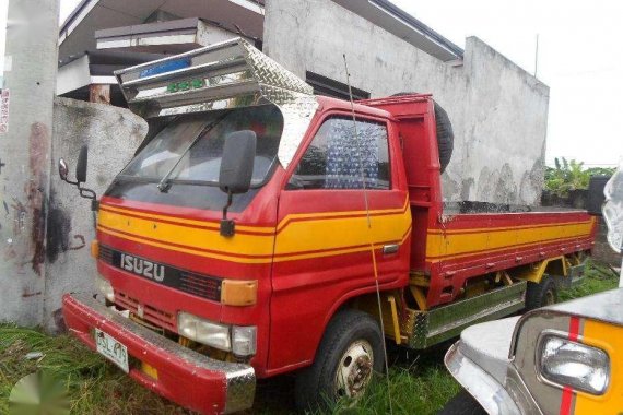 Isuzu Elf 4BC1 14ft Dropside Red Truck For Sale 