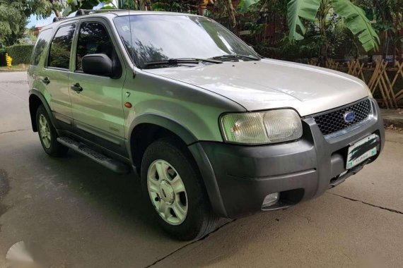 Ford Escape Automatic 2004 4x4 FOR SALE