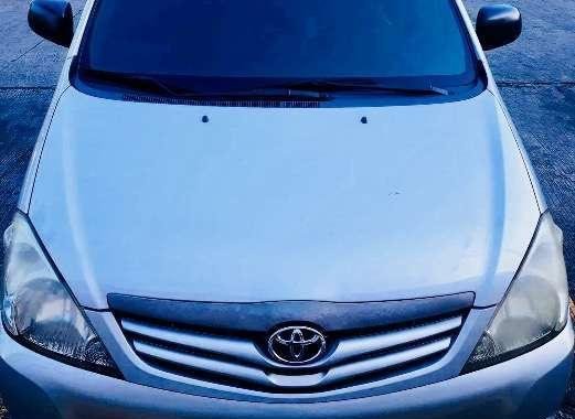 Toyota Innova J 2010 Rush FOR SALE