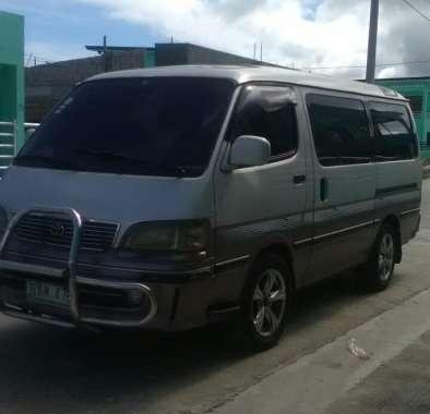 Toyota HiAce 2004 AT Silver Van For Sale 